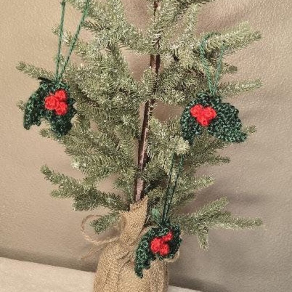 Crochet Christmas Holly Leaf Ornament